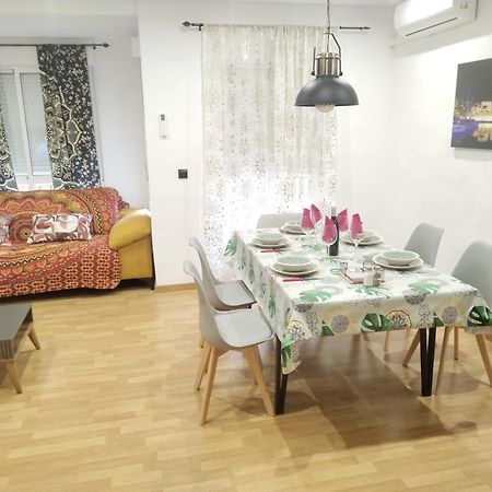 Marqplace Beach Free Parking And Ac Alicante Esterno foto