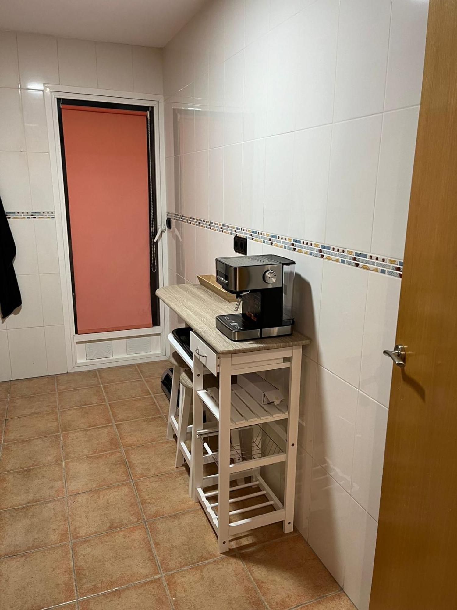 Marqplace Beach Free Parking And Ac Alicante Esterno foto