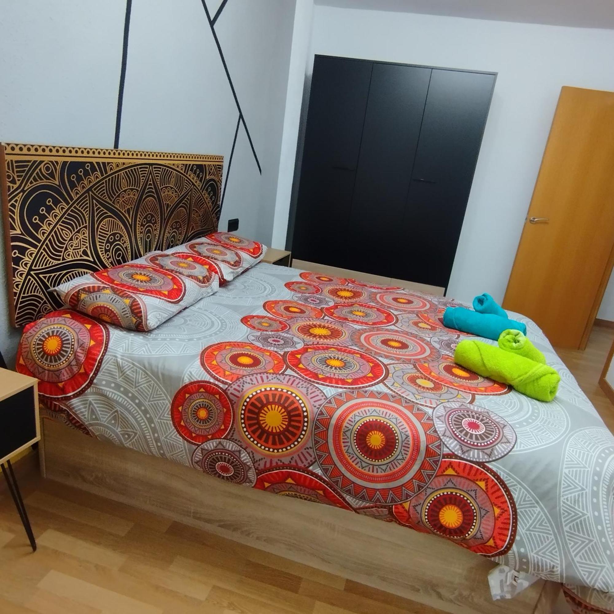 Marqplace Beach Free Parking And Ac Alicante Esterno foto