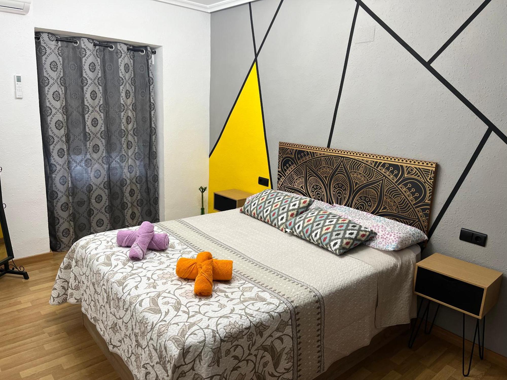 Marqplace Beach Free Parking And Ac Alicante Esterno foto