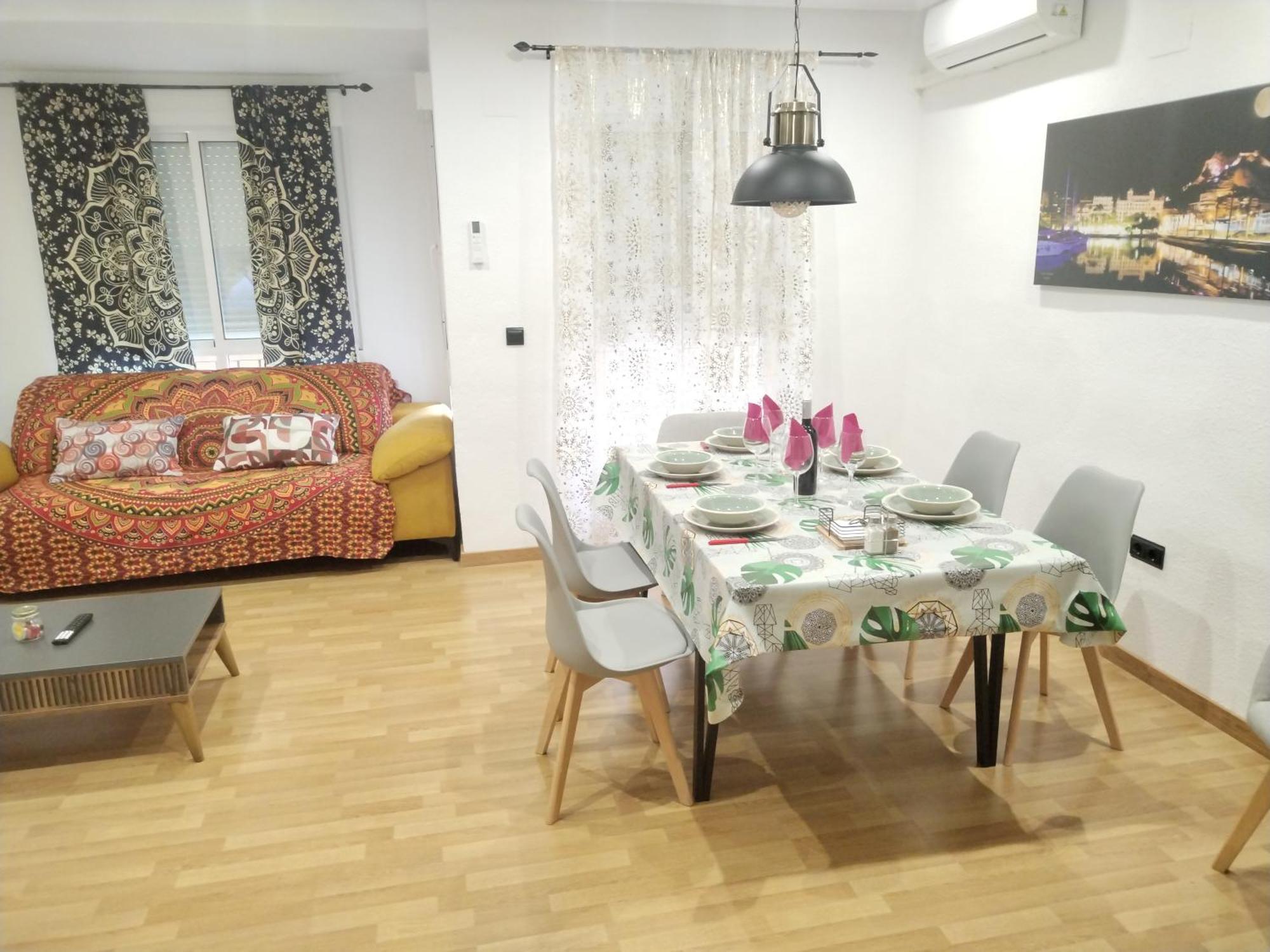 Marqplace Beach Free Parking And Ac Alicante Esterno foto